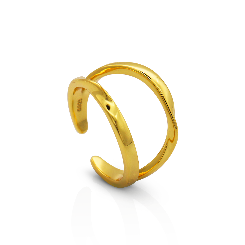 Imagen anillo doble de oro en fondo blanco